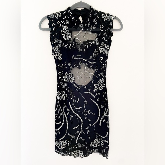 Mac Duggal Silver Sequin Cutout Mini Dress Bodycon SZ XS Party Black Lace Dress - Picture 2 of 14
